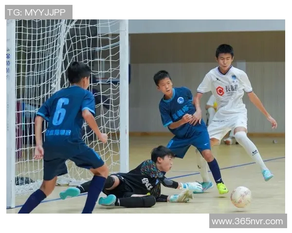 深圳足球队在全国锦标赛积分榜上以70分稳居第一名展现强劲实力 深圳足球队在全国锦标赛积分榜上以70分稳居第一名展现强劲实力