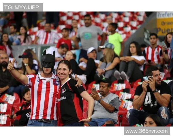 街头采访路人对足球明星的看法与期待揭示球迷心声