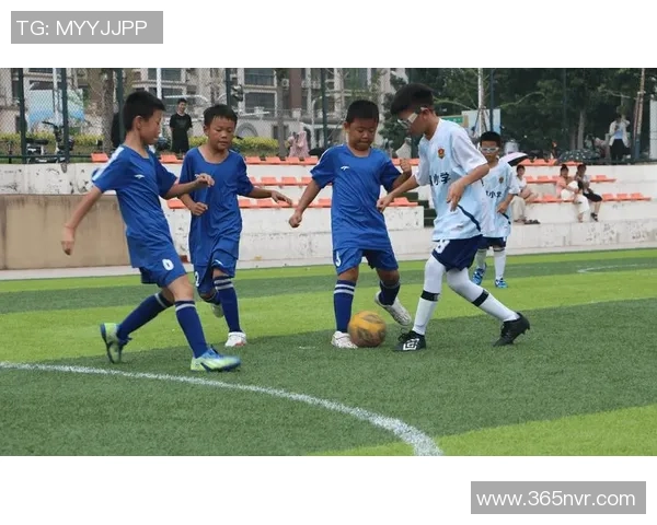 校园足球赛圆满落幕各队精彩表现引发热烈反响与观众热情支持